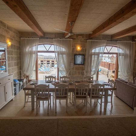 Villa Ta' Peppi Sannat Esterno foto