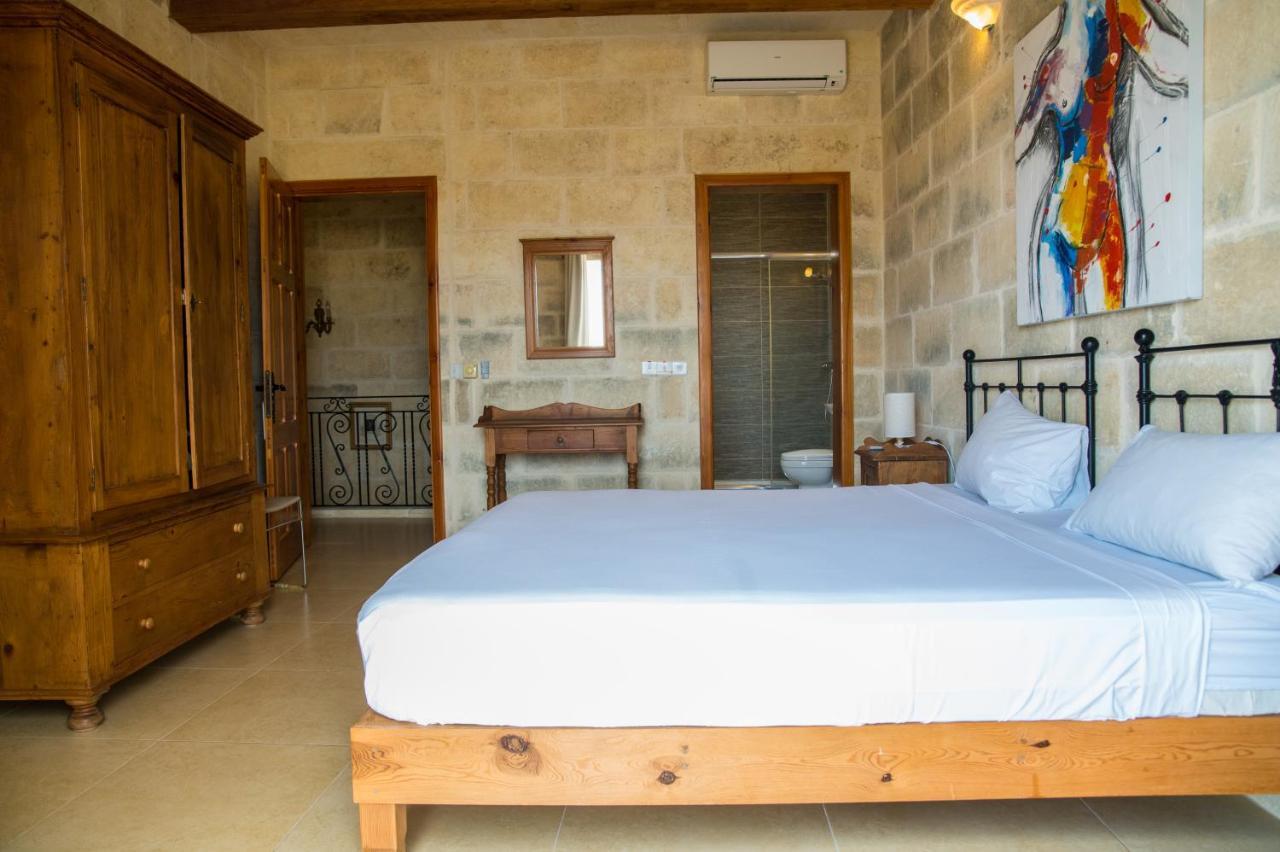 Villa Ta' Peppi Sannat Esterno foto