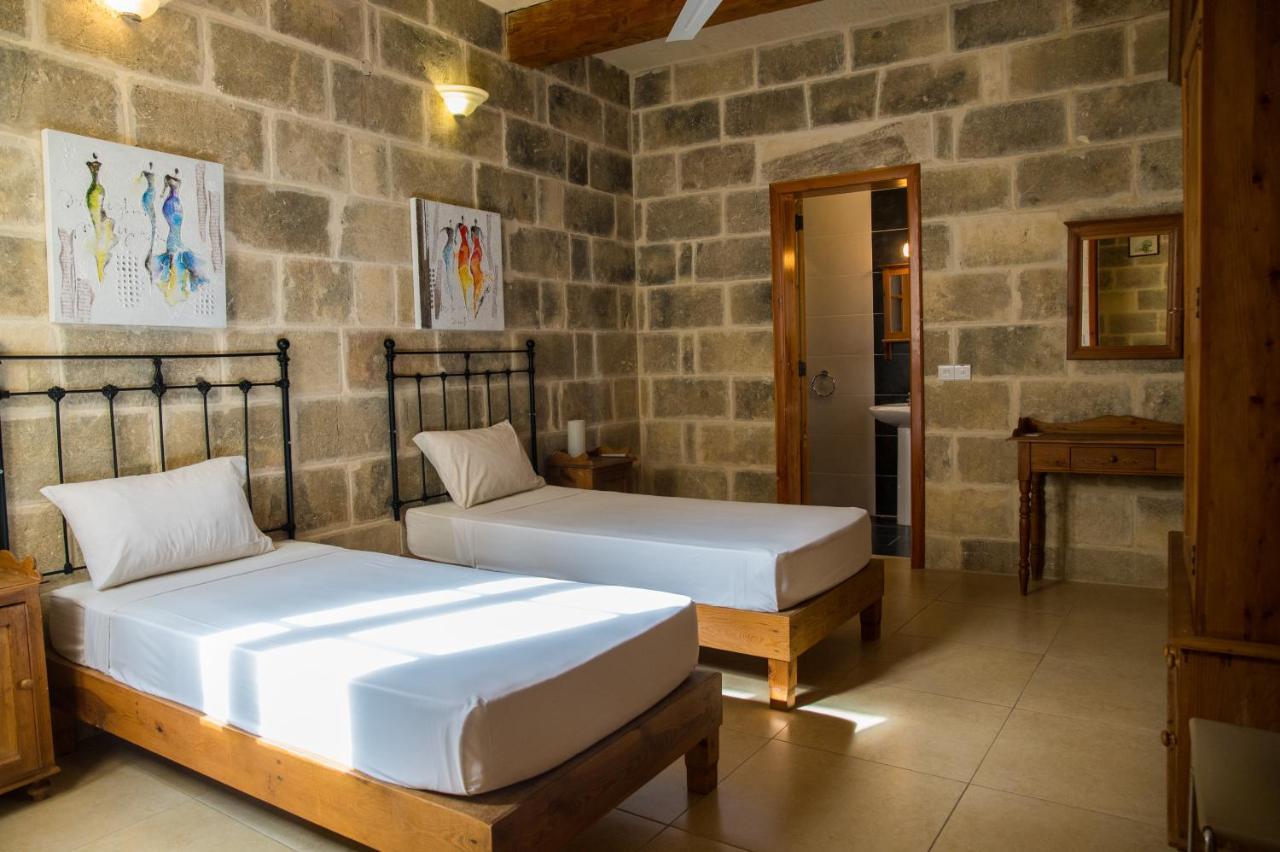 Villa Ta' Peppi Sannat Esterno foto