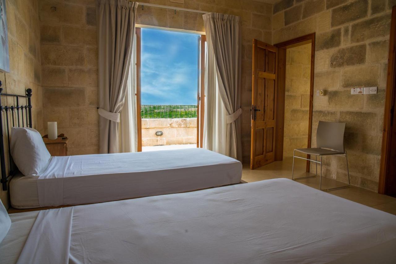 Villa Ta' Peppi Sannat Esterno foto